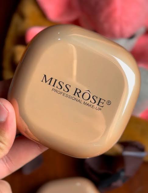 Miss Rose Compact Powder
